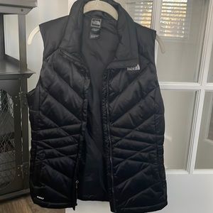 Womens North Face Puffer Vest